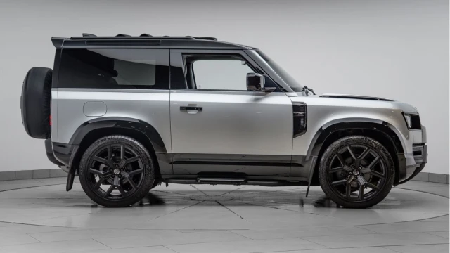 Land Rover Defender (21 Reg) 90 3.0 D250 First Edition (6 Seat) (Bespoke) Image 5