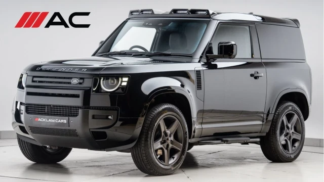 Land Rover Defender (75 Reg) 90 3.0 D250 X-Dynamic SE Hard Top Commercial (3 Seat) (+VAT) Image 1