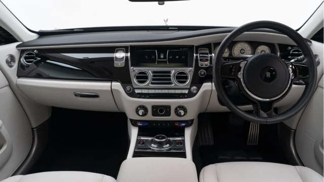 Rolls-Royce Wraith (19 Reg) 6.6 V12 Image 2