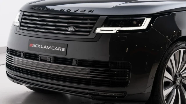 Land Rover Range Rover (73 Reg) P530 4.4 V8 SV LWB (SV Intrepid) Image 7
