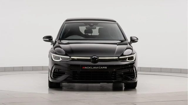 Volkswagen Golf R (24 Reg) 2.0TSI 4Motion (R Performance) Image 7