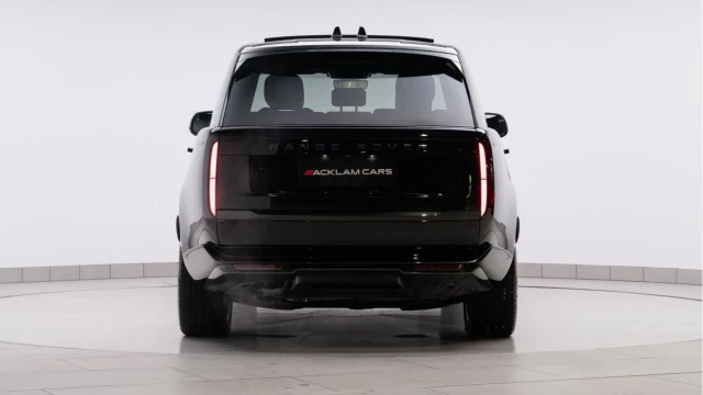Land Rover Range Rover (74 Reg) 3.0 D350 HSE (Shadow Pack) Image 4