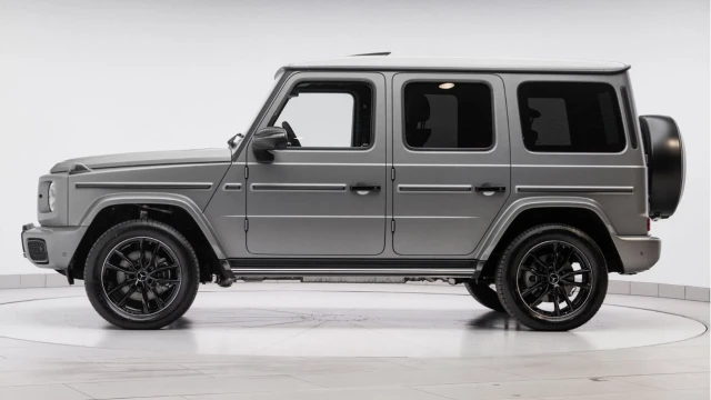 Mercedes-Benz G Class (25 Reg) G500 3.0 AMG Line Premium Plus 4Matic (Manufaktur) Image 4