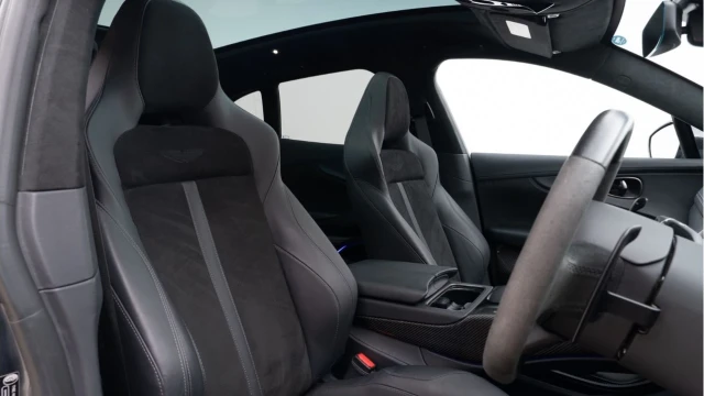 Aston Martin Dbx (73 Reg) 4.0 V8 707 Image 3