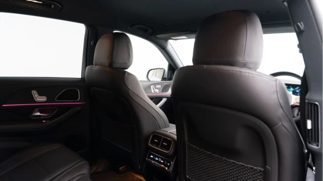 Mercedes-Benz GLE Class (21 Reg) GLE300 2.0D AMG Line Premium 4Matic (7 Seat) Image 8