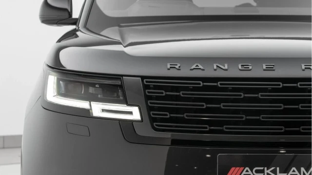 Land Rover Range Rover (23 Reg) 3.0 D350 Autobiography (Shadow Pack) Image 8