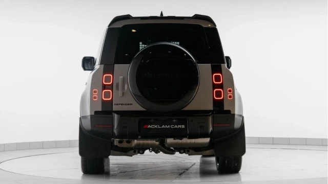 Land Rover Defender (75 Reg) 90 3.0 D250 S Hard Top Commercial (3 Seat) (+VAT) Image 6