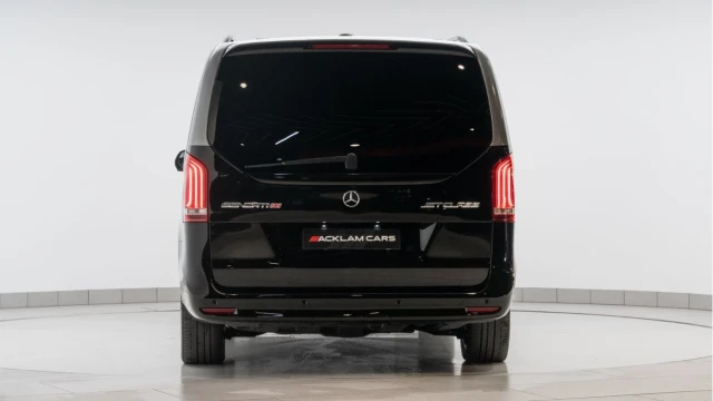 Mercedes-Benz V Class (73 Reg) V300 2.0D AMG Line XL (Senzati Jet Class - Jet Spec) Image 5
