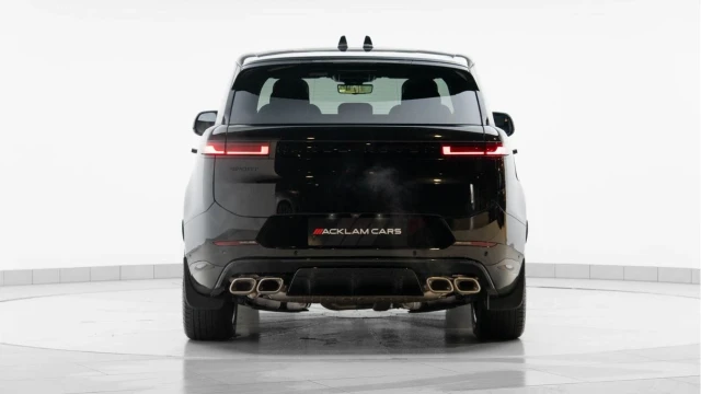 Land Rover Range Rover Sport (75 Reg) 4.4 V8 P530 Autobiography (Black Pack) Image 5