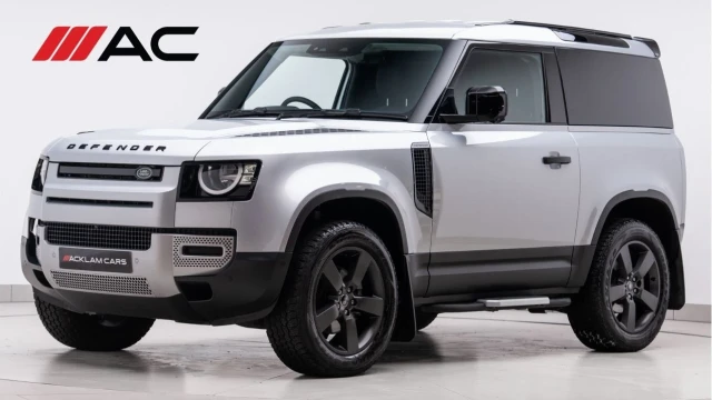 Land Rover Defender (24 Reg) 90 3.0 D250 Hard Top (5 Seat) (+VAT) Image 2