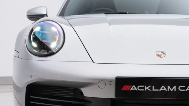 Porsche 911 (74 Reg) 3.0 Carrera PDK Coupe (992.2) Image 7