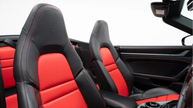 Porsche 911 (21 Reg) 3.0 Carrera 4 Convertible Image 3