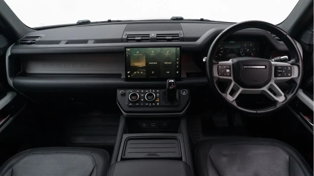 Land Rover Defender (22 Reg) 110 3.0 D300 X-Dynamic HSE (Bespoke) Image 2