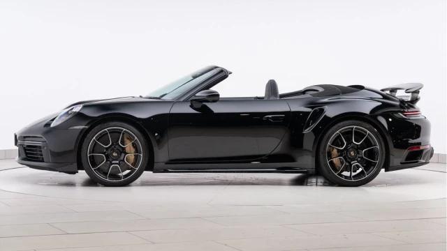 Porsche 911 (23 Reg) 3.8 Turbo S Convertible Image 7