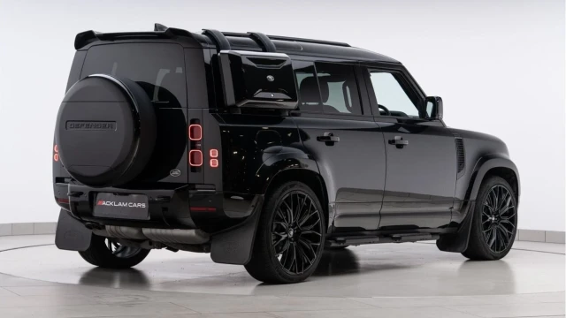 Land Rover Defender (21 Reg) 110 D250 X-Dynamic S (7 Seat) Image 6