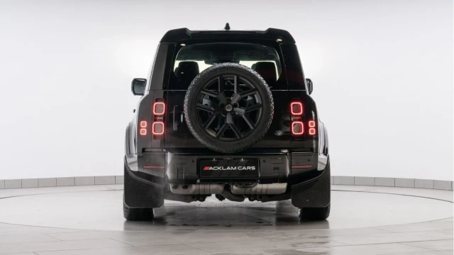 Land Rover Defender (21 Reg) 110 3.0 D300 HSE Hard Top Commercial (5 Seat) (URBAN) (+VAT) Image 7