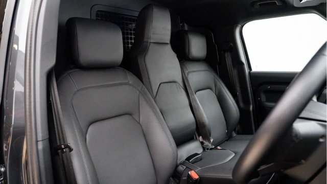 Land Rover Defender (74 Reg) 110 3.0 D350 X-Dynamic HSE Hard Top Commercial (3 Seat) (+VAT) Image 3