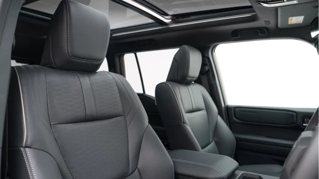 Toyota Land Cruiser (74 Reg) 2.8D First Edition (New Model) Image 3