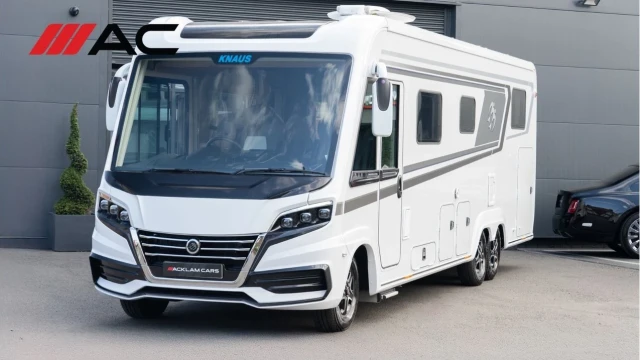 Knaus Sun I 900 LEG (25 Reg) 2.2D Sun I 900 LEG Automatic (4 Berth) Image 1