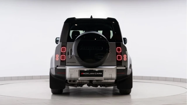 Land Rover Defender (24 Reg) 110 3.0 D250 SE Hard Top Commercial (6 Seat) (+VAT) Image 6