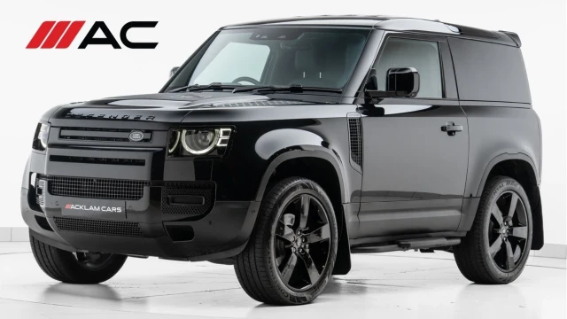 Land Rover Defender (25 Reg) 90 3.0 D250 S Hard Top Commercial (3 Seat) (+VAT) Image 1