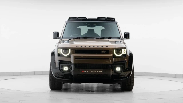 Land Rover Defender (25 Reg) 110 3.0 D350 X-Dynamic HSE (7 Seat) (Bespoke) Image 7