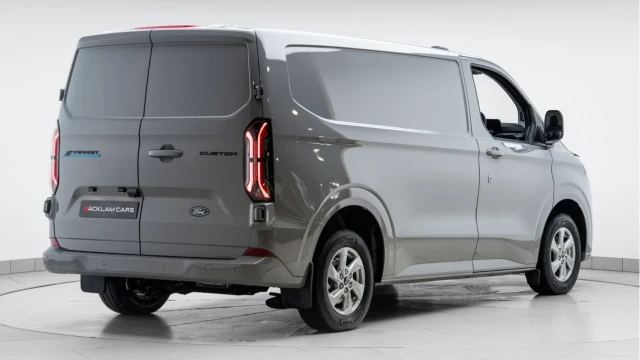 Ford E-Transit Custom (25 Reg) 320 Limited (Electric) Image 6