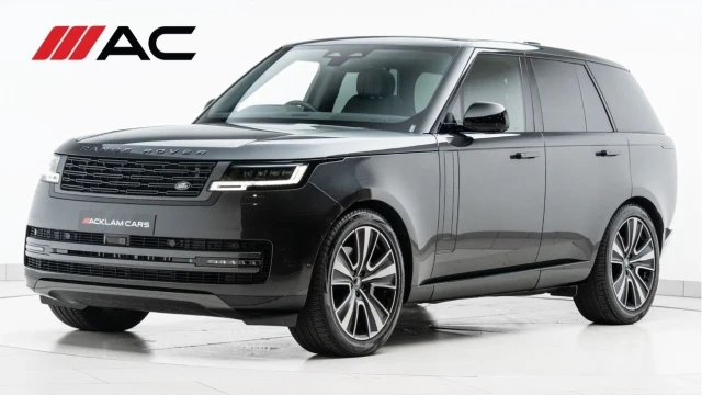 Land Rover Range Rover (25 Reg) 3.0 D300 SE (Shadow Pack) Image 1