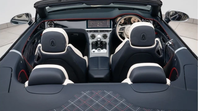 Bentley Continental (23 Reg) 4.0 V8 Mulliner Edition Convertible Image 8