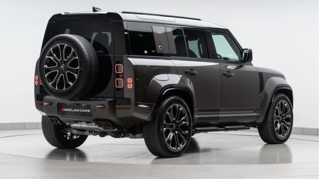 Land Rover Defender (25 Reg) 110 4.4 V8 Octa Edition Image 6