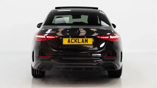 Mercedes-Benz C Class (22 Reg) C300 2.0D AMG Line Premium Plus Image 8