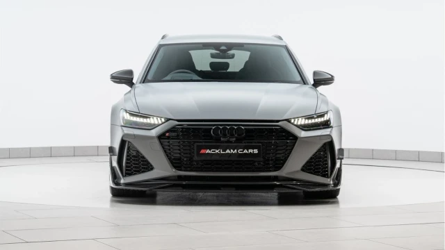 Audi RS6 (74 Reg) 4.0TFSI V8 Carbon Black Performance Quattro (Bespoke) Image 5