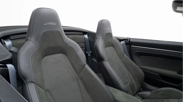Porsche 911 (25 Reg) 3.6 Carrera 4 GTS PDK Convertible (992.2) Image 3