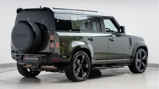 Land Rover Defender (75 Reg) 110 3.0 D350 X-Dynamic HSE (VAT Q) Image 6