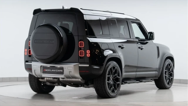 Land Rover Defender (25 Reg) 110 3.0 D350 S (7 Seat) Image 7