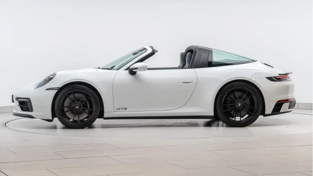 Porsche 911 (22 Reg) 3.0 Targa 4 GTS Image 5