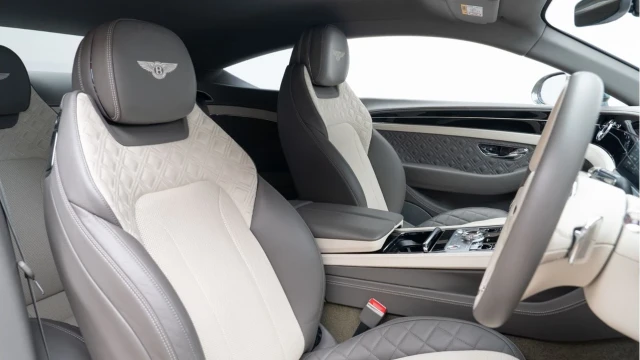 Bentley Continental (70 Reg) 4.0 V8 Continental GT Coupe (Centenary) Image 3
