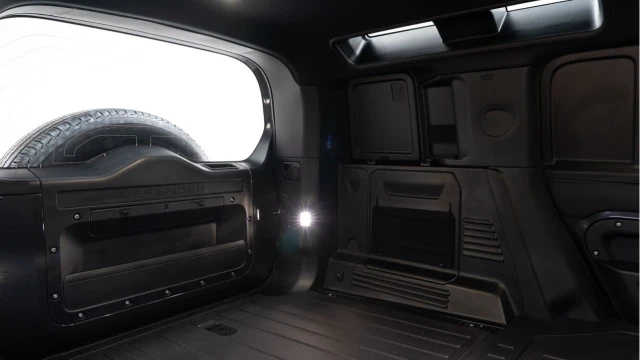 Land Rover Defender (74 Reg) 110 3.0 D250 X-Dynamic HSE Hard Top Commercial (3 Seat) (+VAT) Image 6
