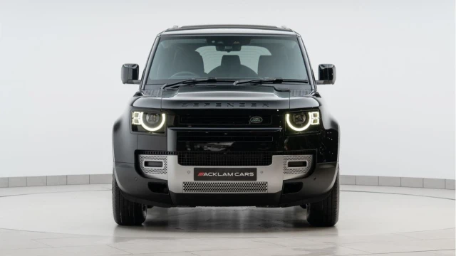 Land Rover Defender (74 Reg) 110 3.0 D250 S (7 Seat) Image 7