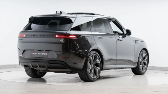Land Rover Range Rover Sport (73 Reg) 3.0 D350 Autobiography (Black Pack) Image 6
