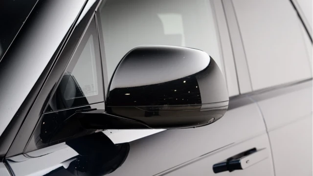 Land Rover Range Rover Sport (23 Reg) 3.0 D300 Dynamic SE Image 8