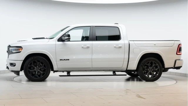 Dodge RAM 1500 (74 Reg) 5.7 V8 HEMI Limited (VAT Q) Image 4