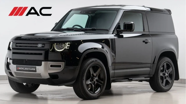 Land Rover Defender (74 Reg) 90 3.0 D250 SE Hard Top Commercial (3 Seat) (+VAT) Image 1