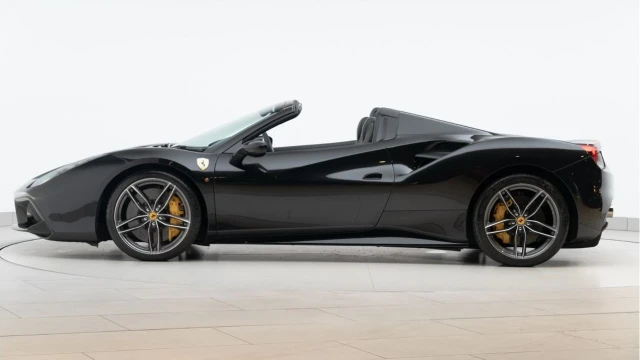 Ferrari 488 (67 Reg) 3.9 V8 Spider Image 6