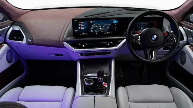BMW Xm (23 Reg) 4.4 V8 Hybrid Image 2