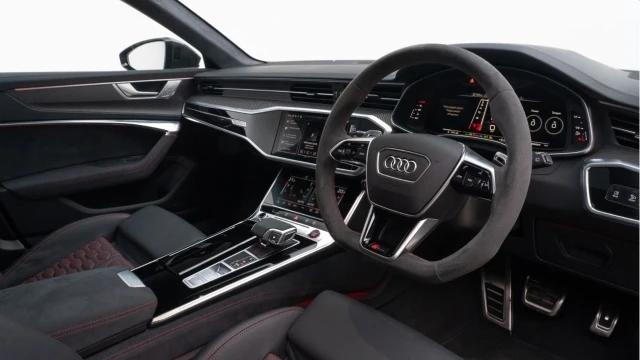 Audi RS6 (73 Reg) 4.0TFSI V8 Performance Carbon Vorsprung Quattro (URBAN) Image 7