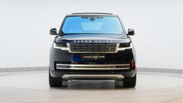 Land Rover Range Rover (23 Reg) 3.0 P400 Autobiography Image 4