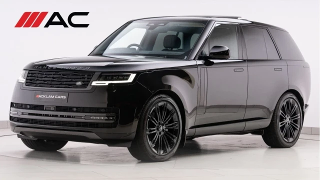 Land Rover Range Rover (74 Reg) 3.0 D350 HSE (Shadow Pack) Image 1