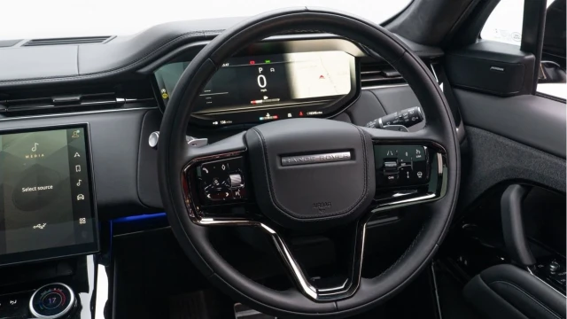 Land Rover Range Rover Sport (23 Reg) 3.0 D300 Autobiography (Black Pack) Image 7