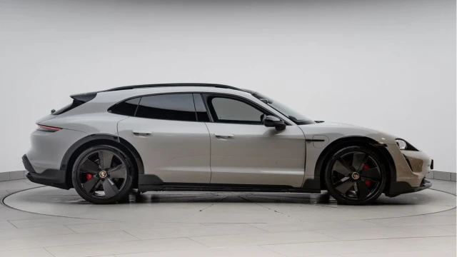 Porsche Taycan (21 Reg) 4S Cross Turismo Image 5